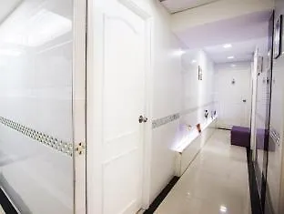 Guest house Happy Bee Hostel Hong Kong China
