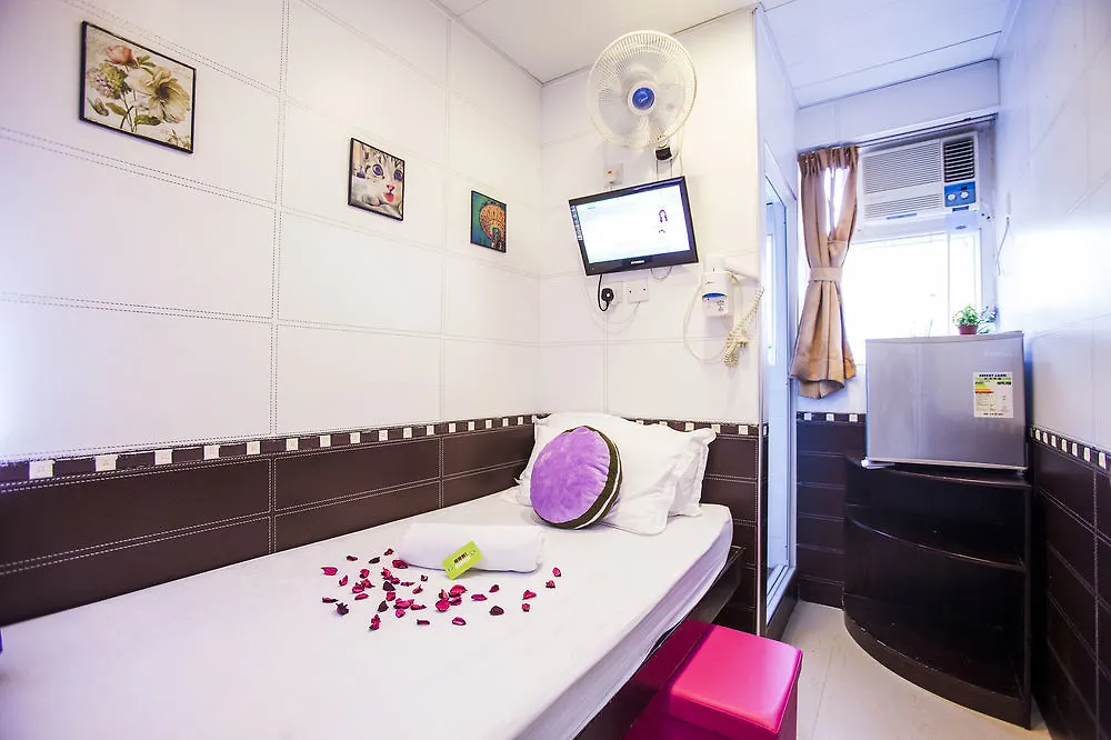 Happy Bee Hostel Hong Kong China