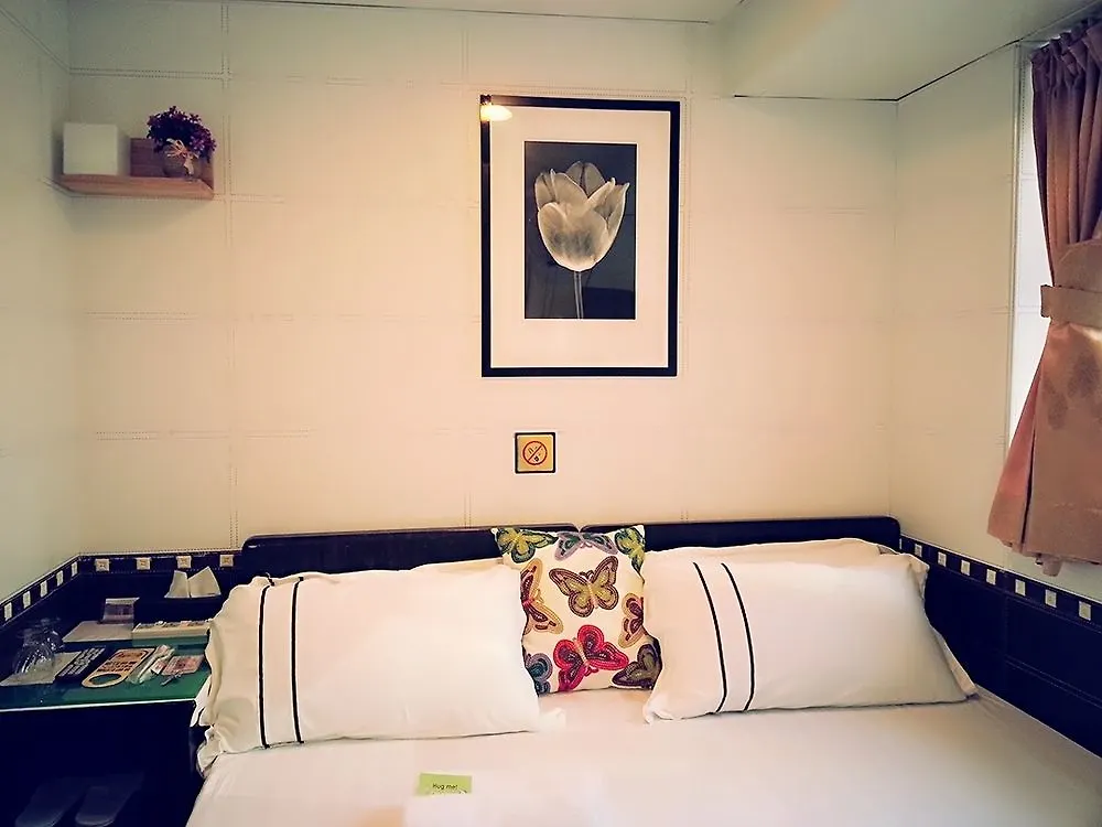 Guest house Happy Bee Hostel Hong Kong China