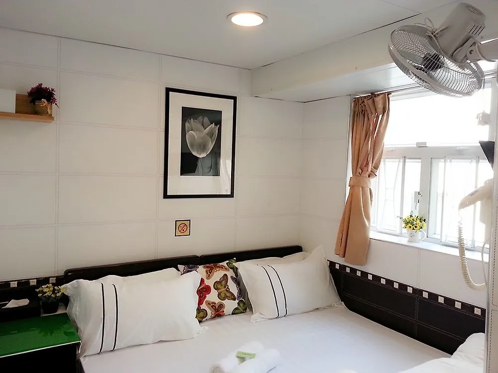 Happy Bee Hostel Hong Kong China